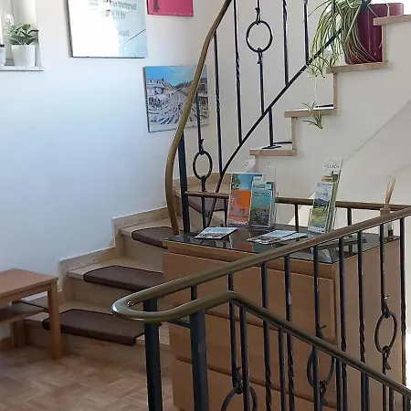 Apartment Haus Melanie - Weinasch 5 *