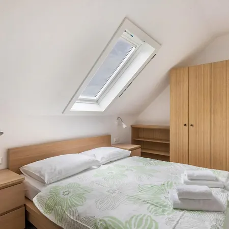 Haus Melanie - Weinasch 5 Velden am Woerthersee
